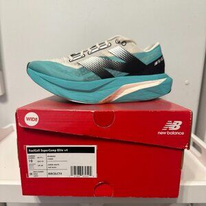 New Balance Men’s FuelCell SuperComp Elite V4 Size 10 2E Carbon Plated